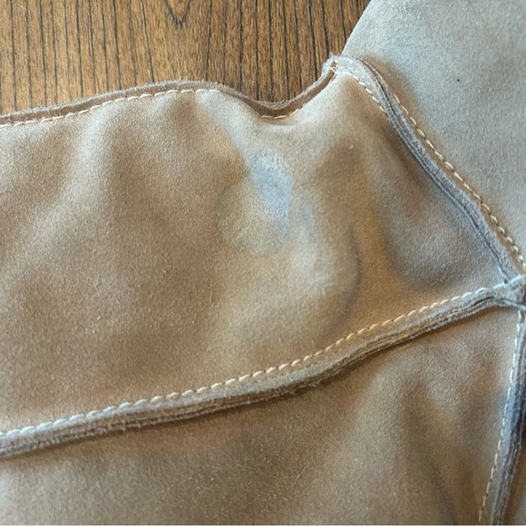 Women's Tan Knee-High Boots - Picture 4 of 7